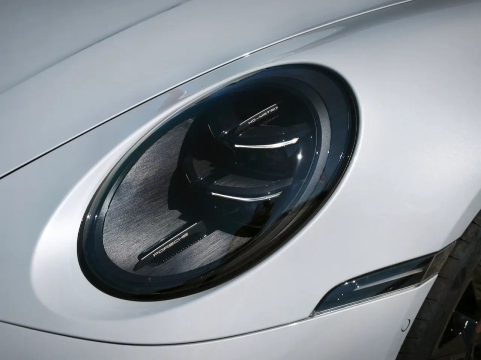 Porsche 911 Carrera - foto 28