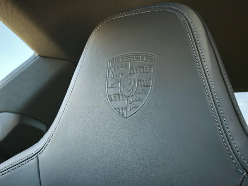 Porsche 911 Carrera - foto 22