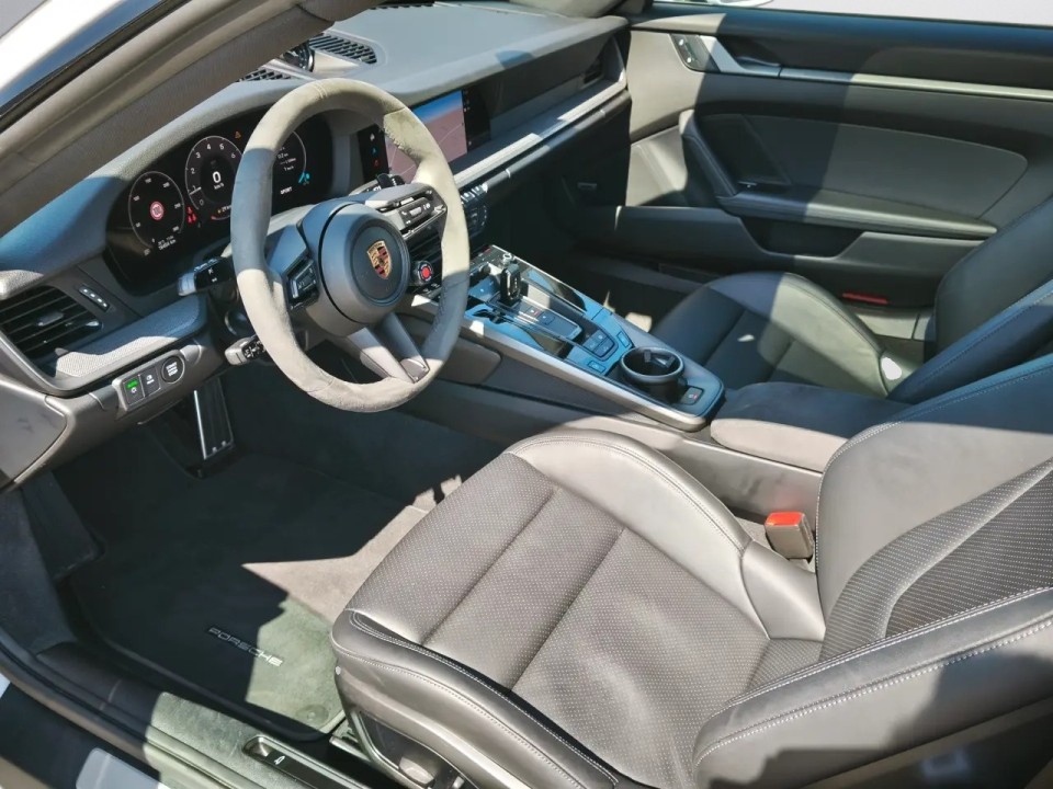 Porsche 911 Carrera - foto 10