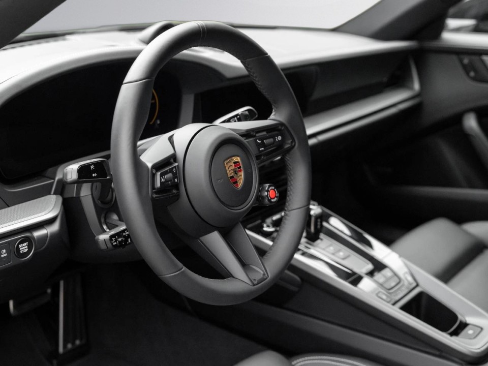 Porsche 911 Carrera - foto 7