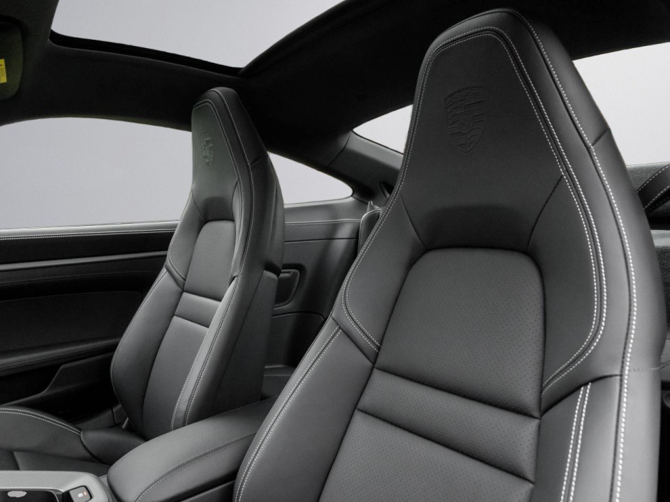 Porsche 911 Carrera - foto 8