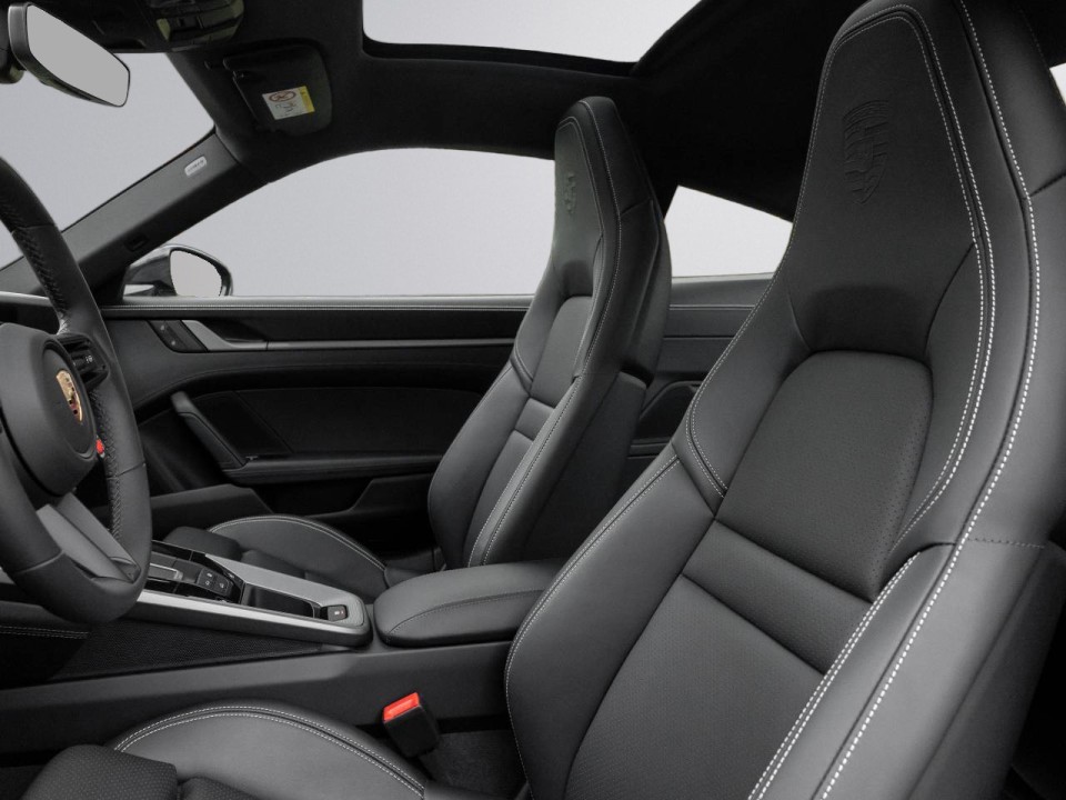 Porsche 911 Carrera - foto 9
