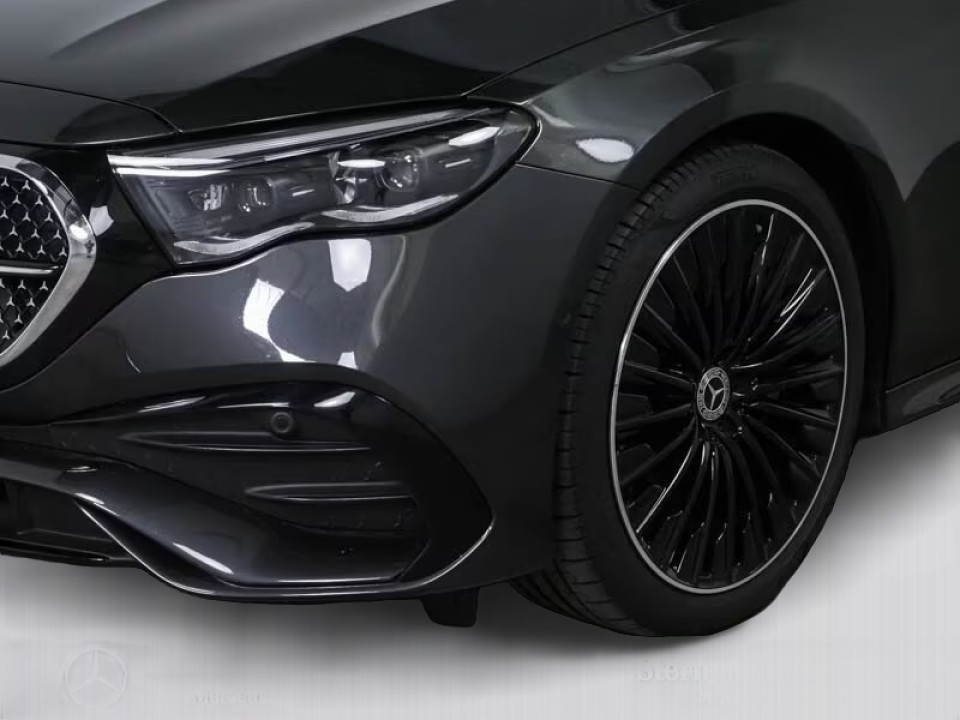 Mercedes-Benz E 220d AMG - foto 8