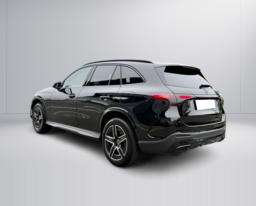 Mercedes-Benz GLC 300e 4MATIC - foto 8