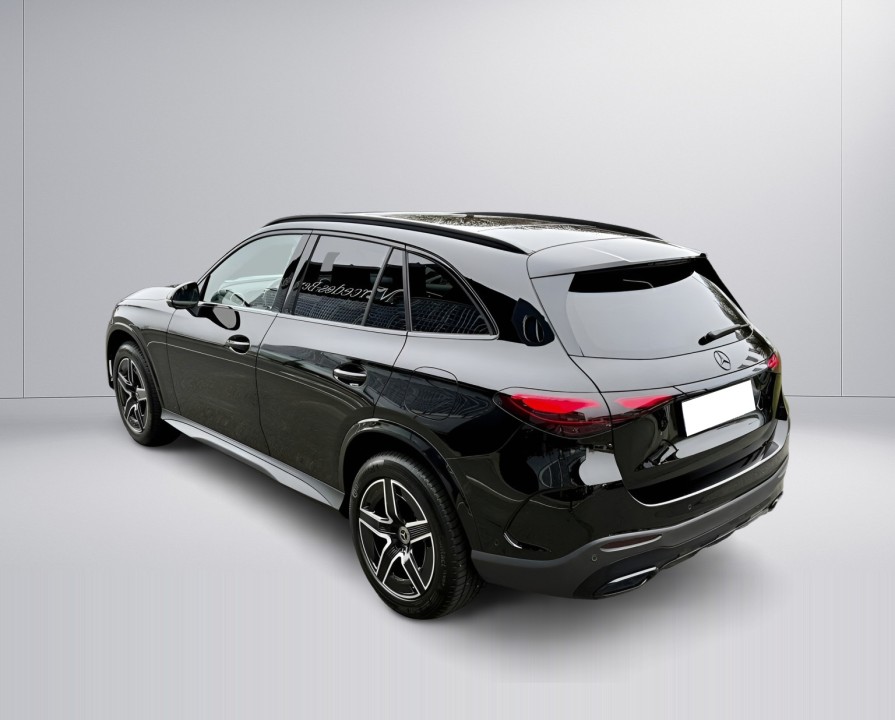 Mercedes-Benz GLC 300e 4MATIC - foto 7