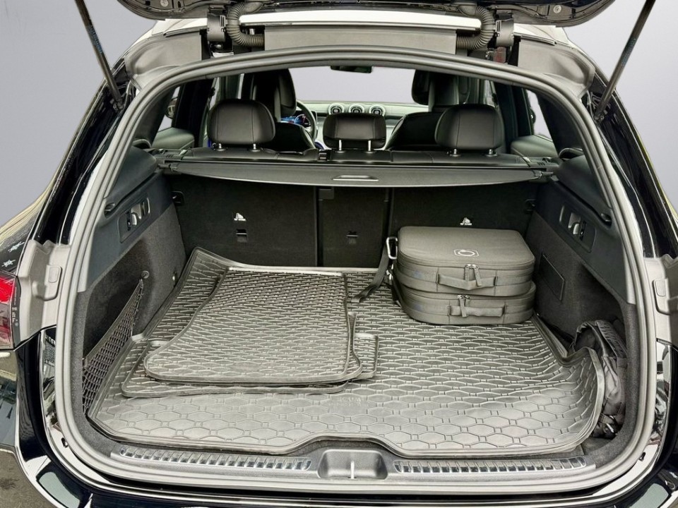 Mercedes-Benz GLC 300e 4MATIC - foto 42