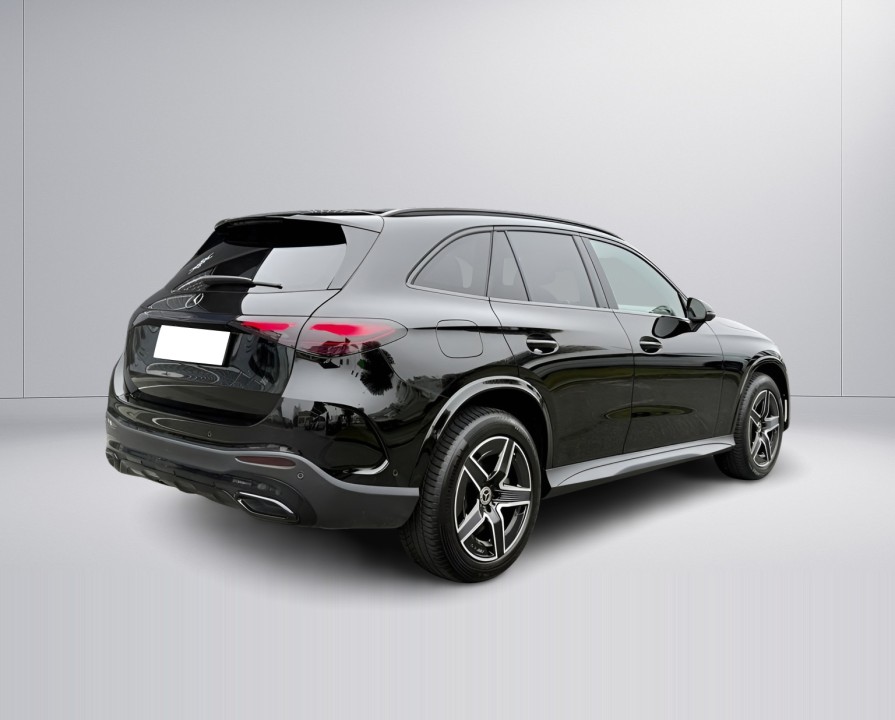 Mercedes-Benz GLC 300e 4MATIC (4)