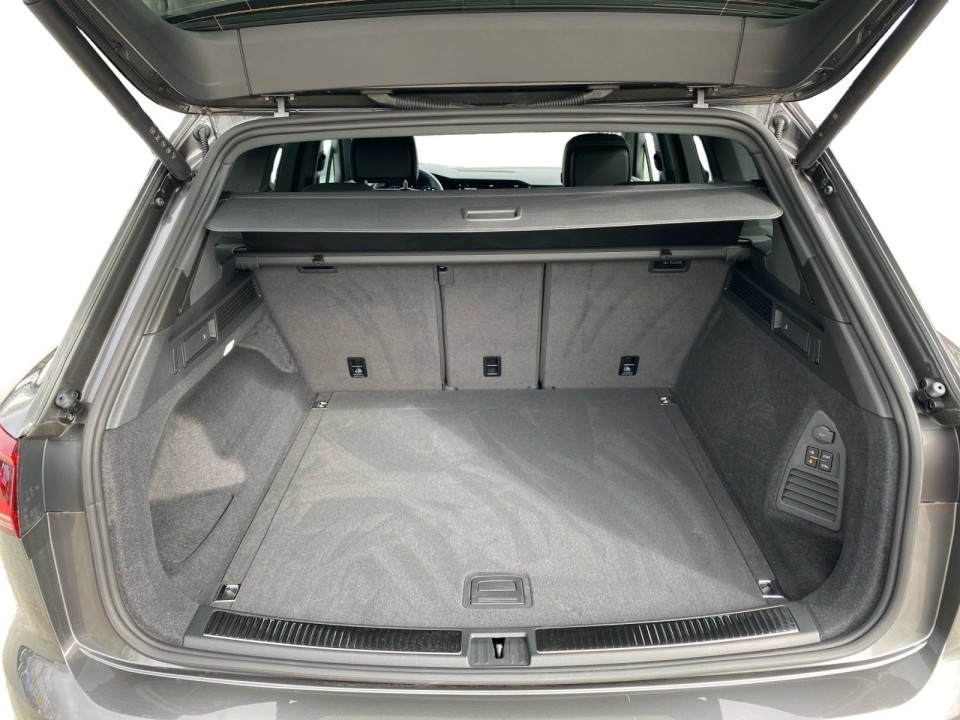 Volkswagen Touareg R-Line - foto 12