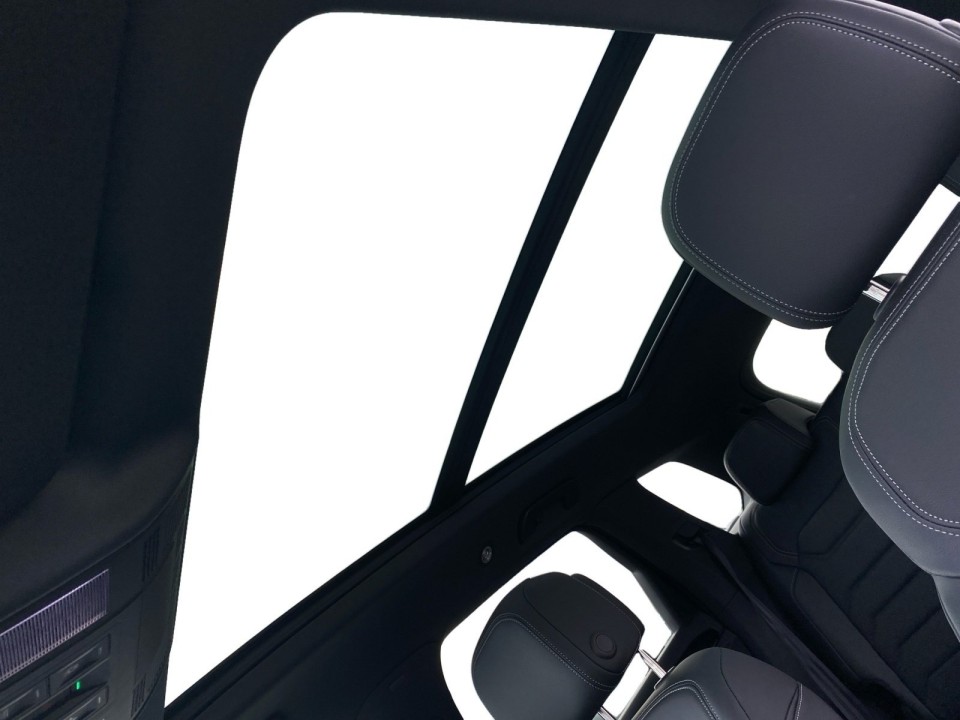 Volkswagen Touareg R-Line - foto 11
