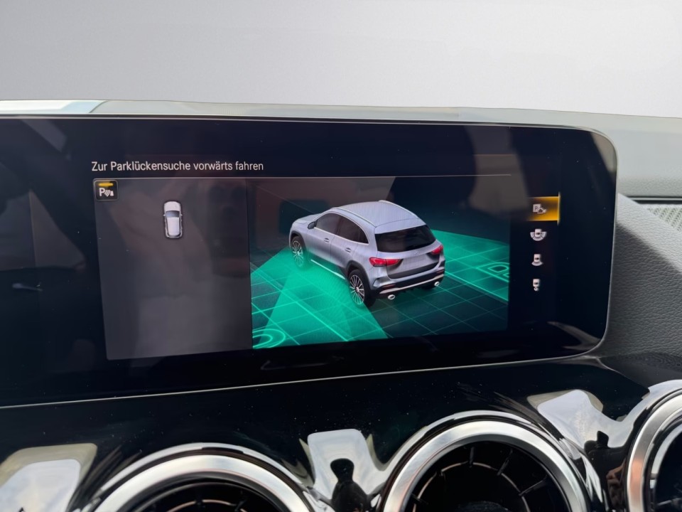 Mercedes-Benz GLA 35 AMG 4MATIC - foto 13