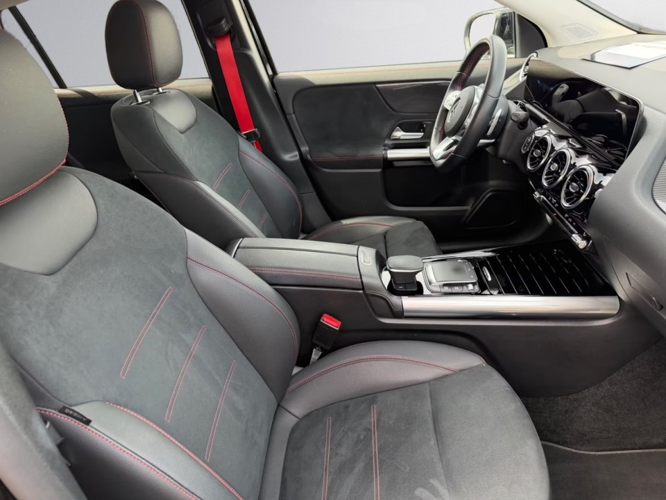 Mercedes-Benz GLA 35 AMG 4MATIC - foto 9