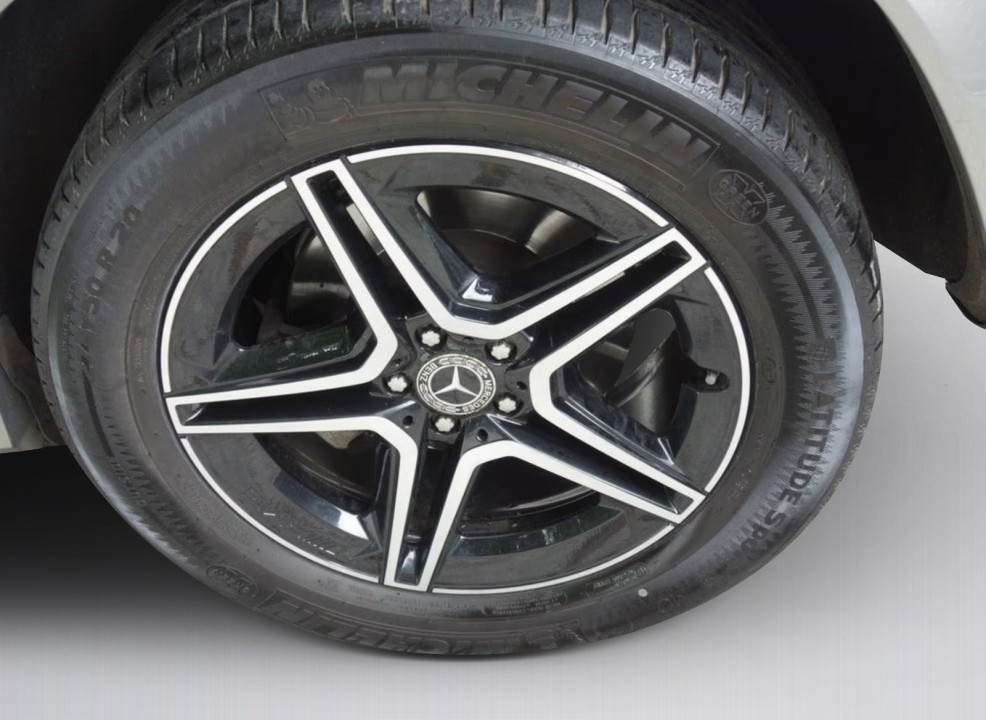 Mercedes-Benz GLE 350d 4MATIC AMG - foto 44