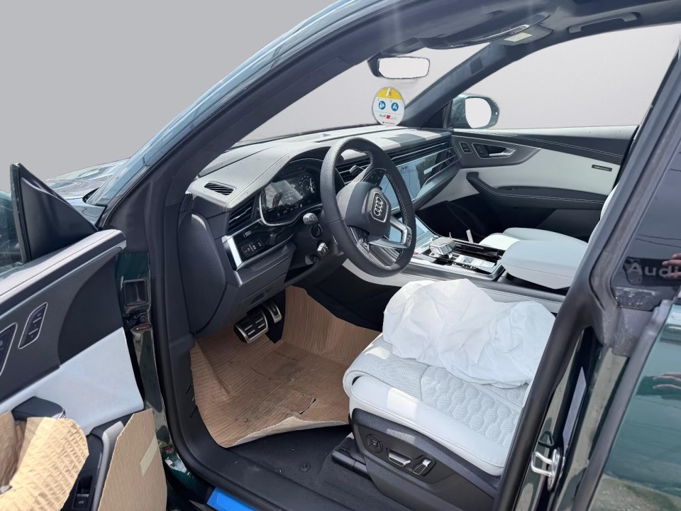 Audi RS Q8 Performance (5)