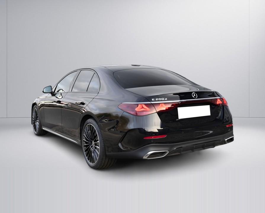 Mercedes-Benz E 200d AMG (3)