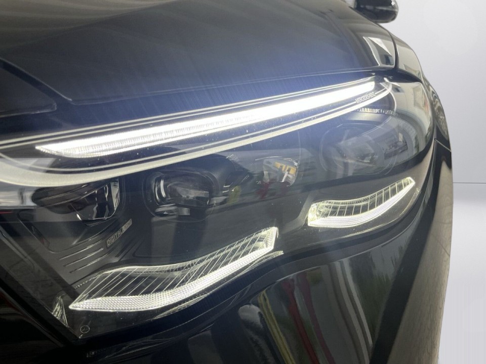 Mercedes-Benz E 220d AMG - foto 20