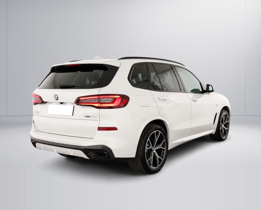 BMW X5 xDrive45e M-Sport (3)