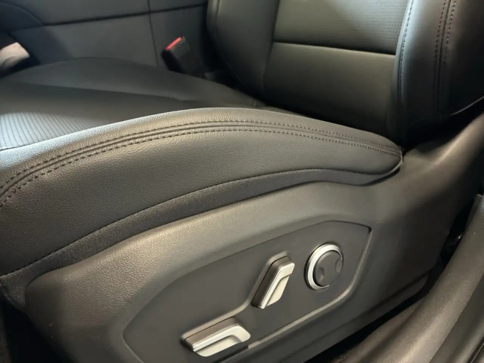 Hyundai Santa Fe - foto 13