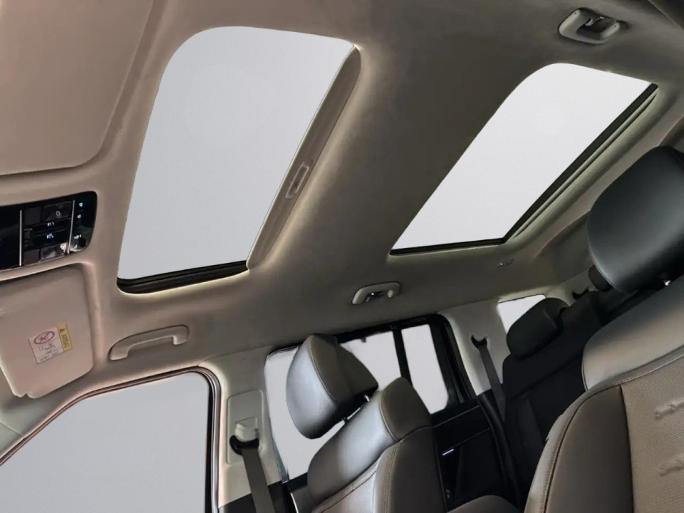 Hyundai Santa Fe - foto 12