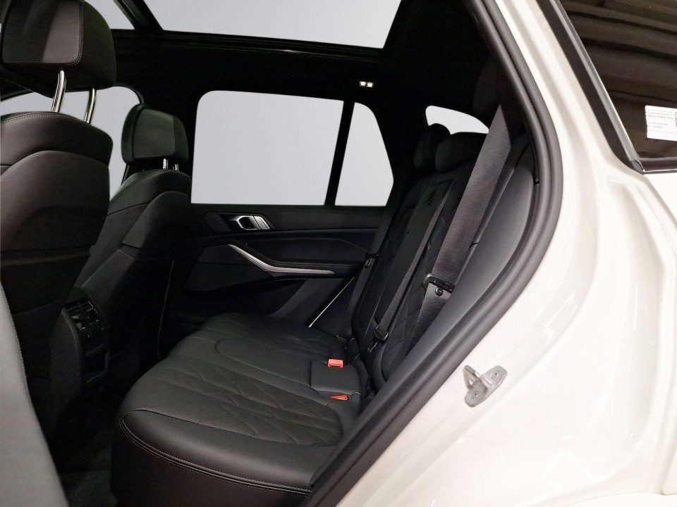 BMW X5 xDrive30d M-Sport - foto 14