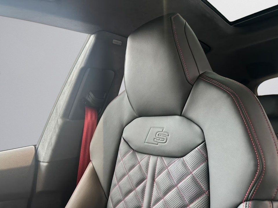 Audi Q8 55 TFSIe quattro - foto 20