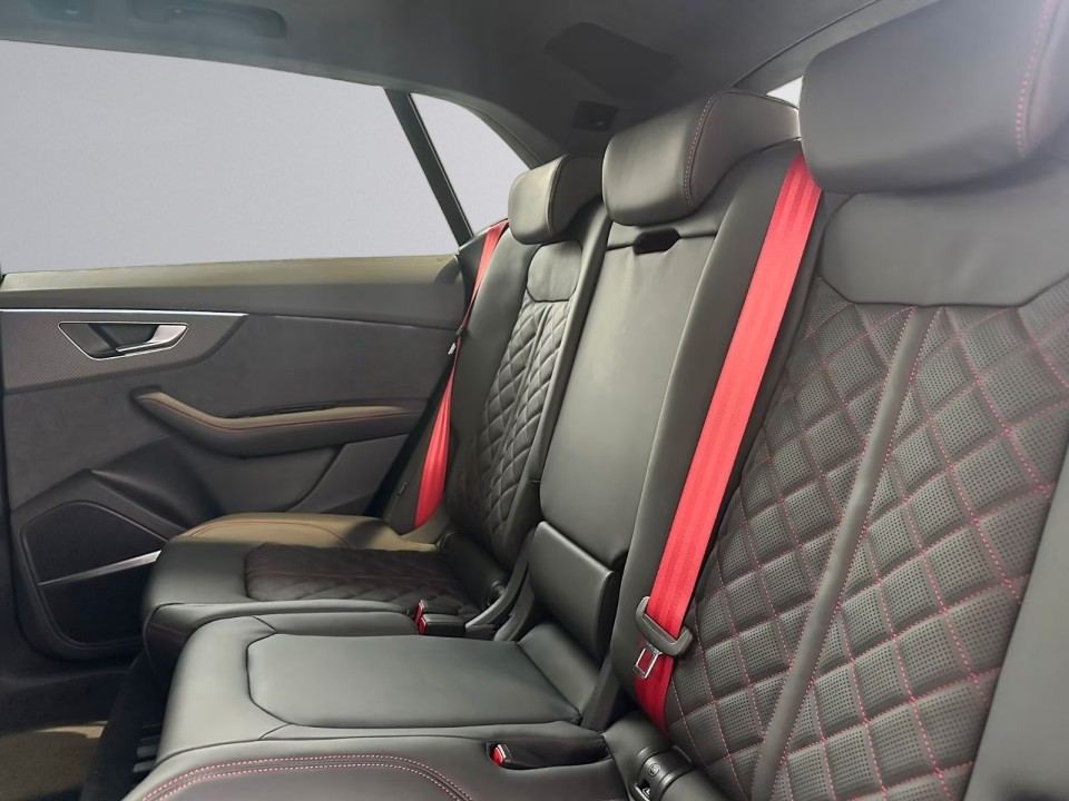Audi Q8 55 TFSIe quattro - foto 22