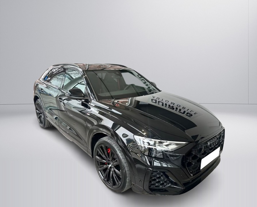 Audi Q8 55 TFSIe quattro
