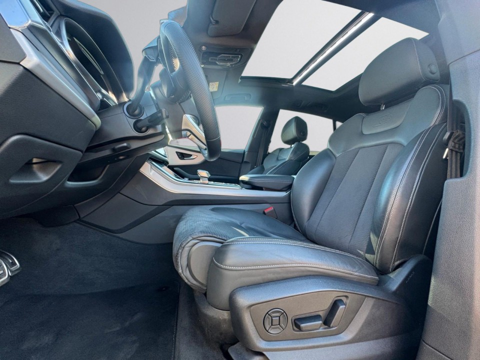 Audi Q8 60 TFSIe quattro tiptronic - foto 17