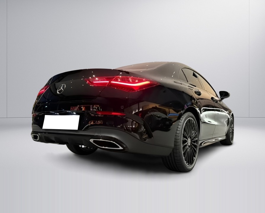 Mercedes-Benz CLA 200 AMG (2)