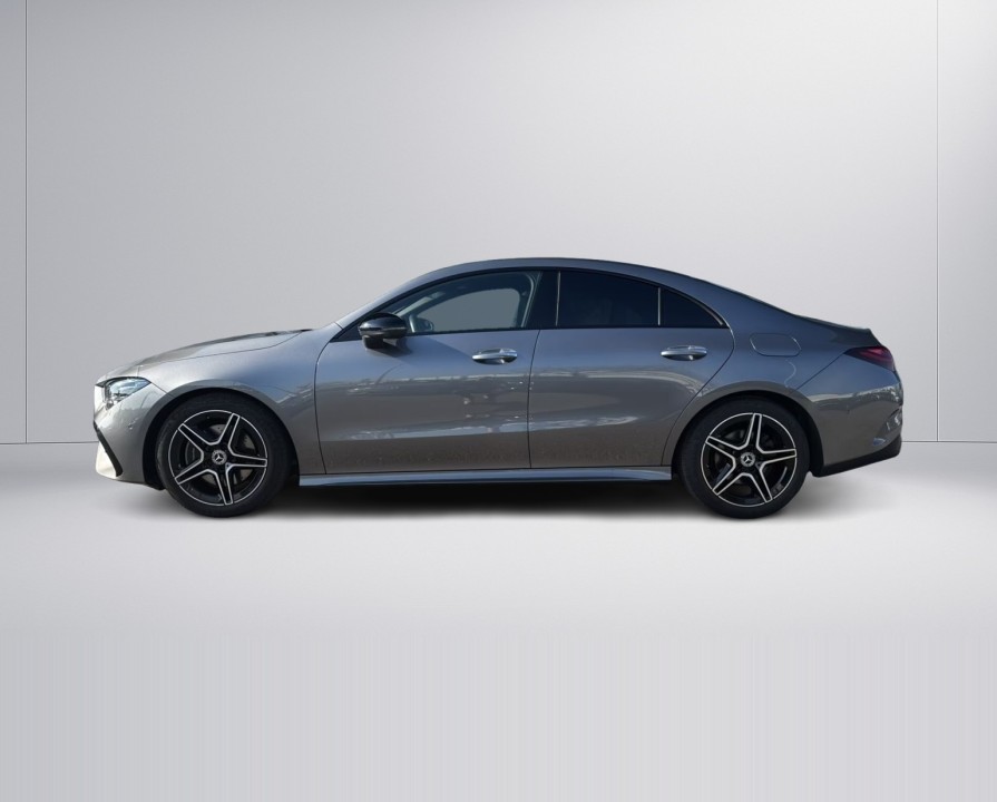 Mercedes-Benz CLA 200 AMG Coupe (4)