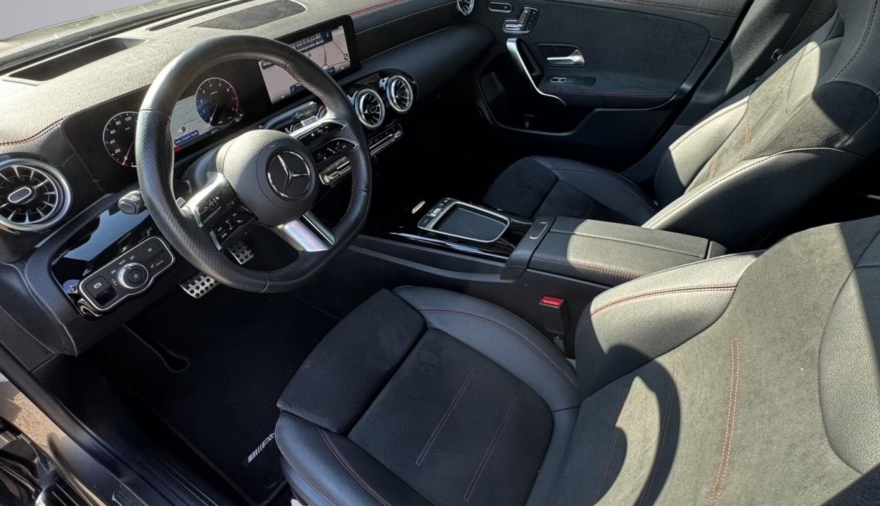 Mercedes-Benz CLA 200 AMG Coupe - foto 6
