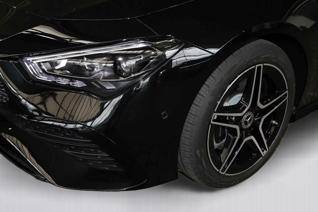 Mercedes-Benz CLA 200 Coupé AMG - foto 12