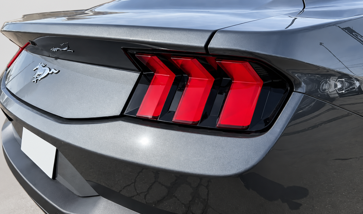 Ford Mustang Fastback EcoBoost 2.3L (5)