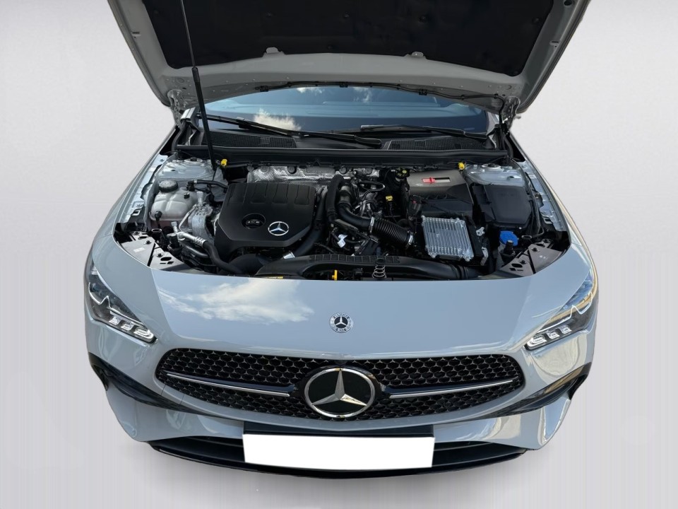 Mercedes-Benz CLA 200 AMG - foto 18