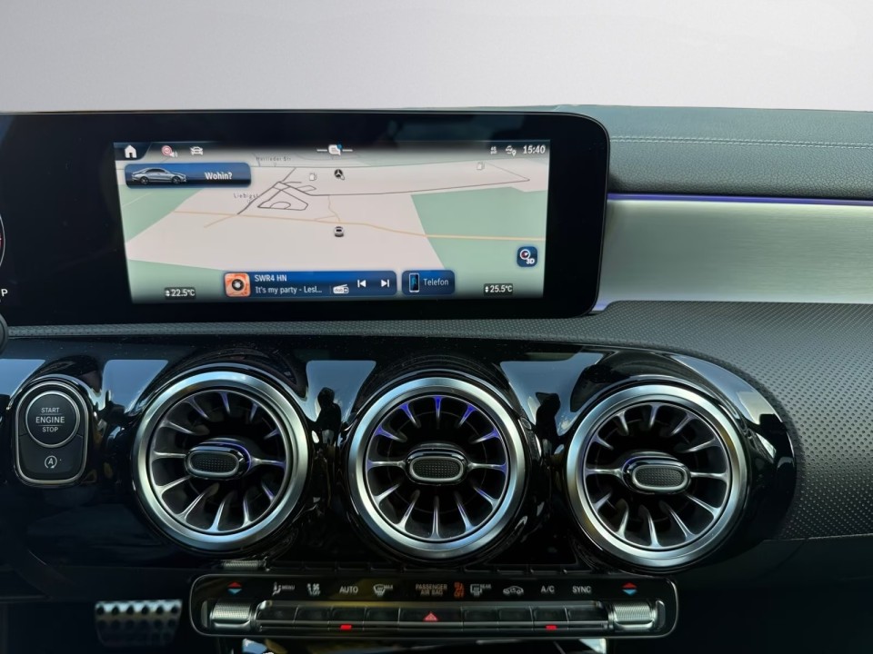 Mercedes-Benz CLA 200 AMG - foto 12
