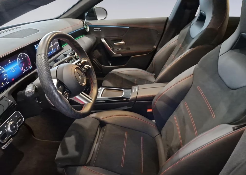 Mercedes-Benz CLA 200d AMG (5)