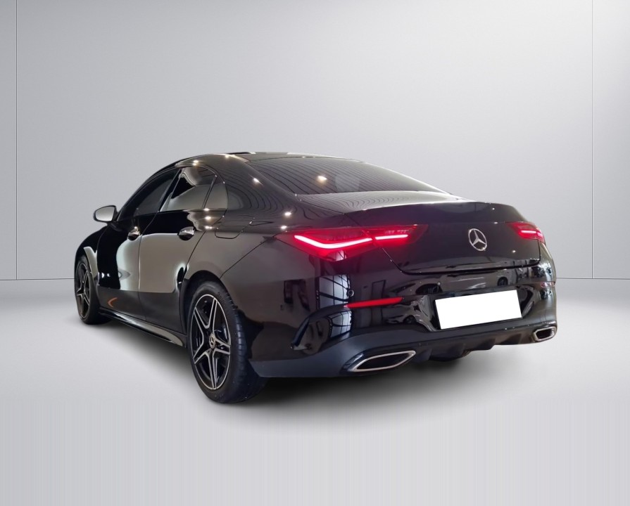 Mercedes-Benz CLA 200d AMG (3)