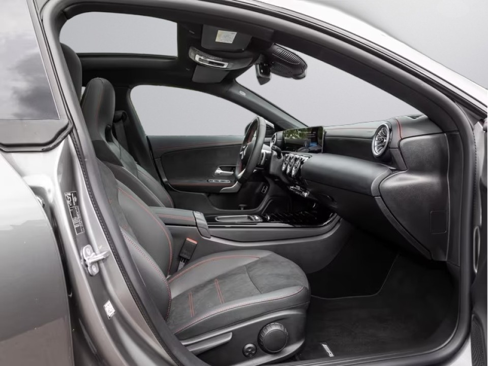 Mercedes-Benz CLA 200 Coupé AMG - foto 7
