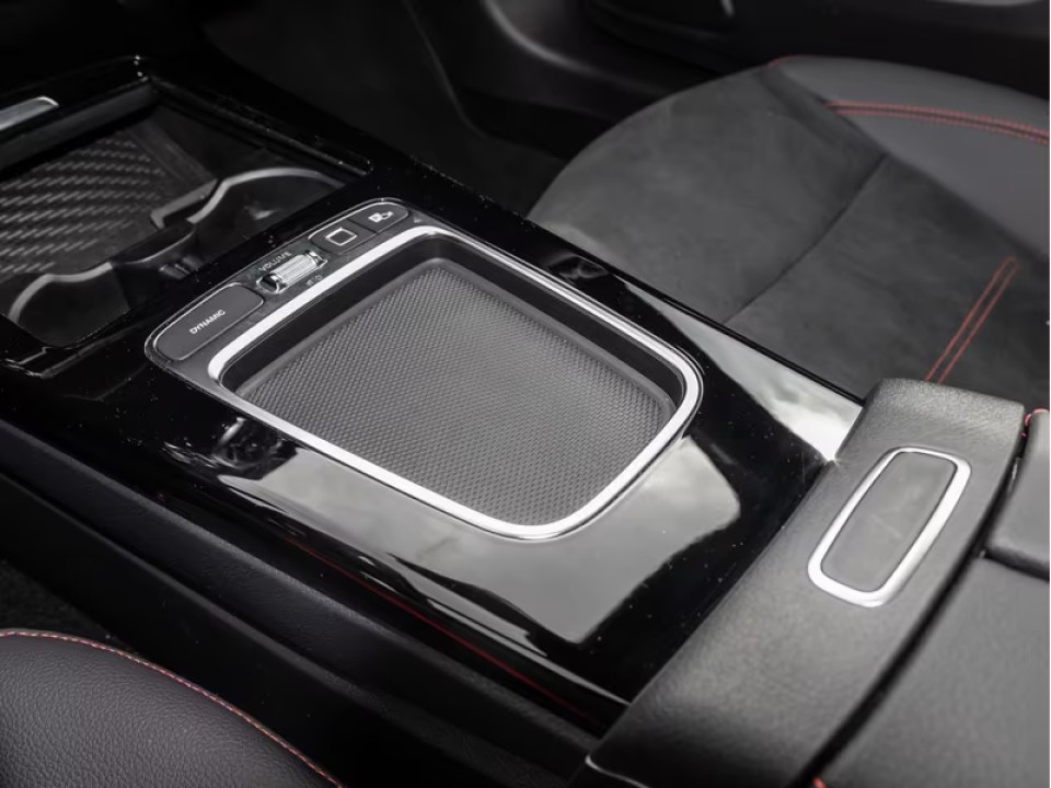 Mercedes-Benz CLA 200 Coupé AMG - foto 17