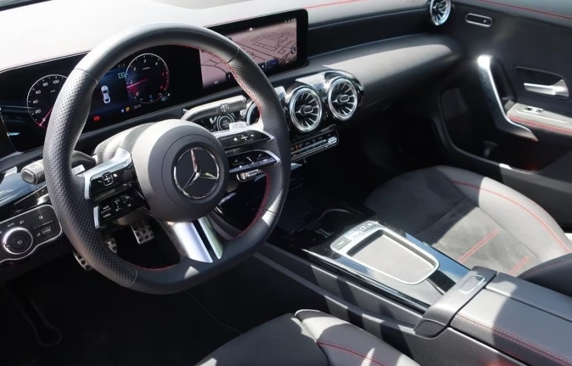 Mercedes-Benz CLA 200d AMG - foto 6