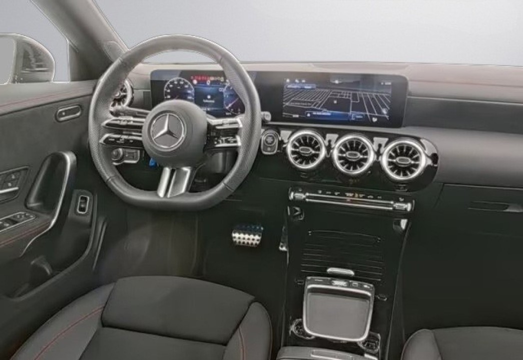 Mercedes-Benz CLA 200d AMG (5)
