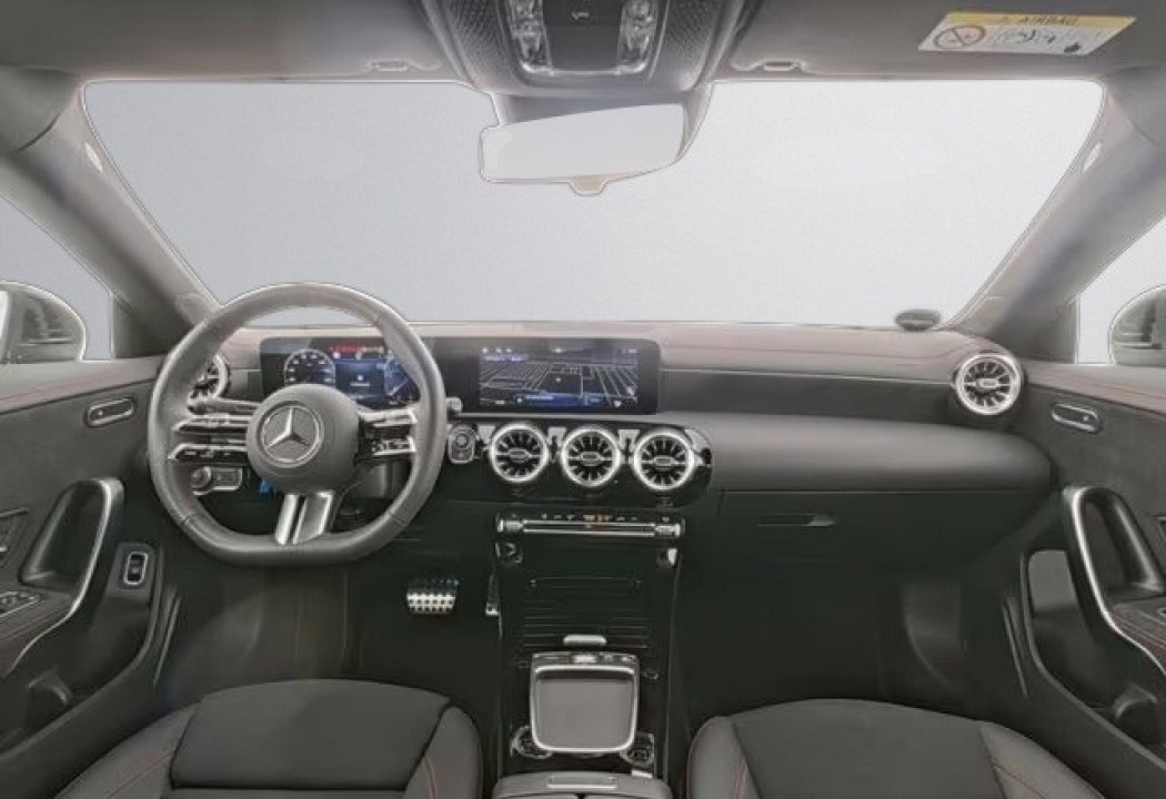 Mercedes-Benz CLA 200d AMG (3)