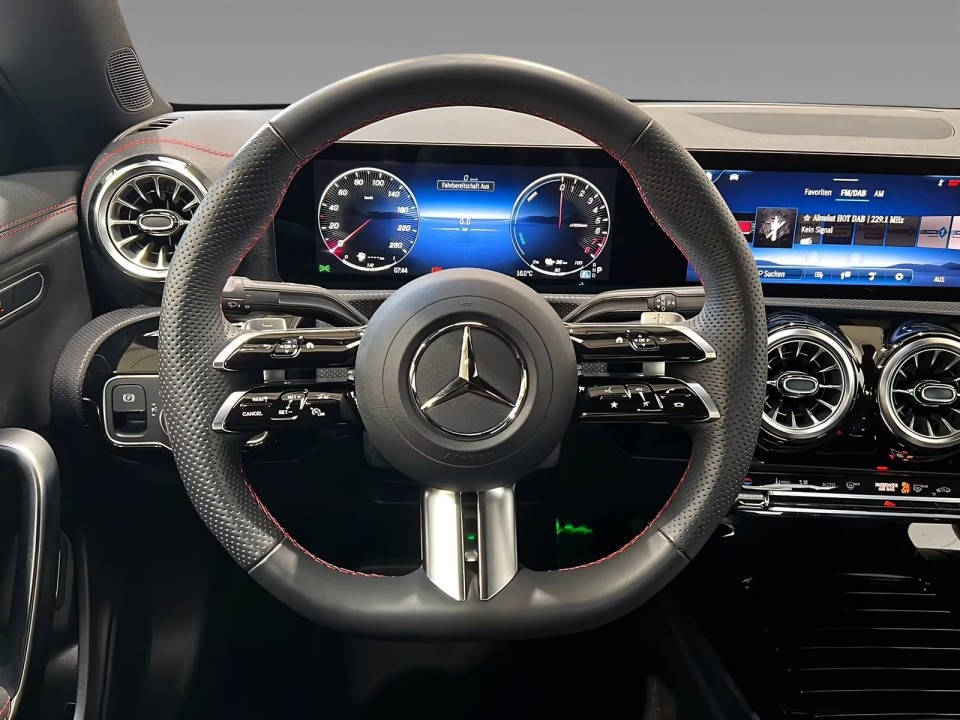 Mercedes-Benz CLA 250e AMG - foto 10