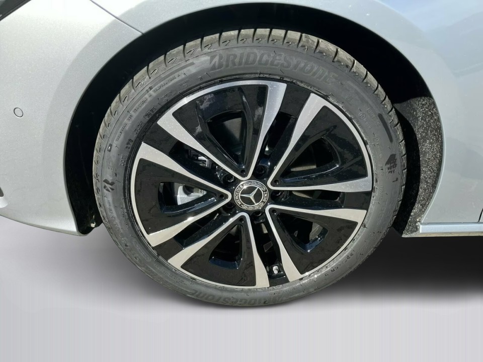 Mercedes-Benz CLA 200 Coupé - foto 17