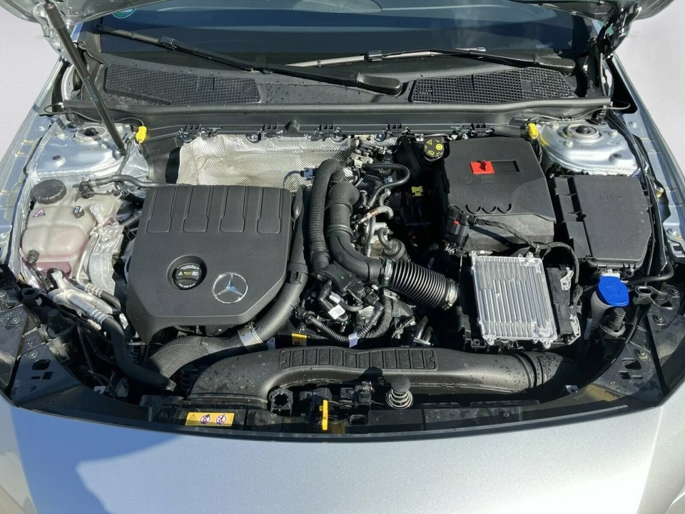 Mercedes-Benz CLA 200 Coupé - foto 15