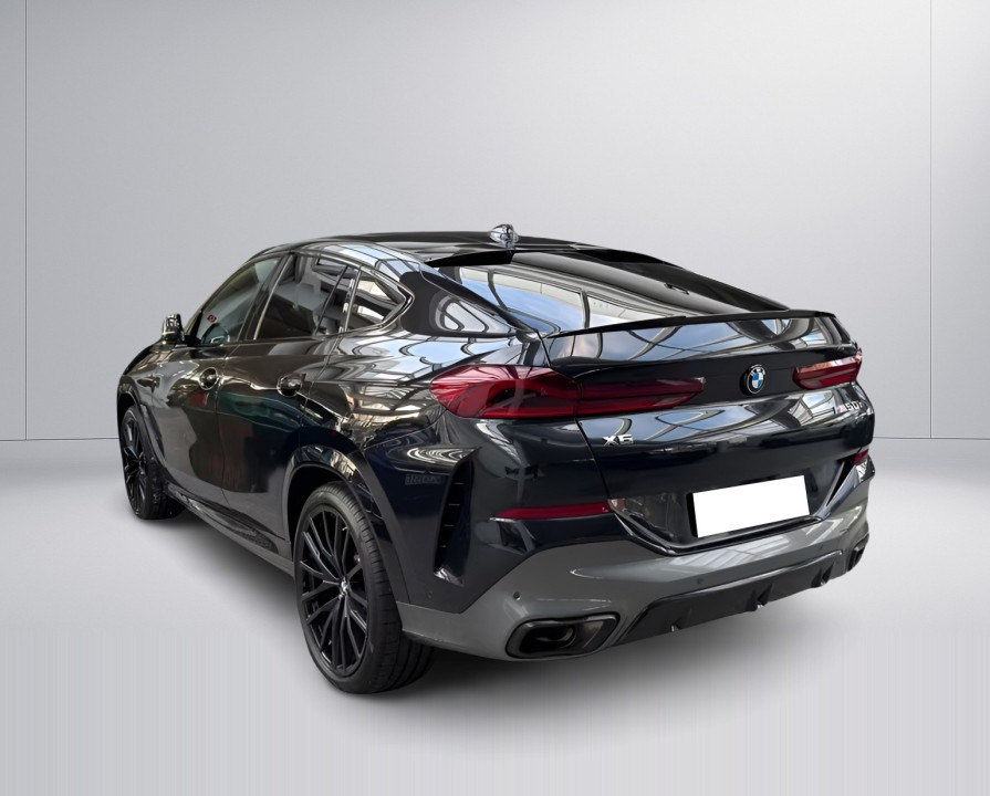 BMW X6 M50i (3)