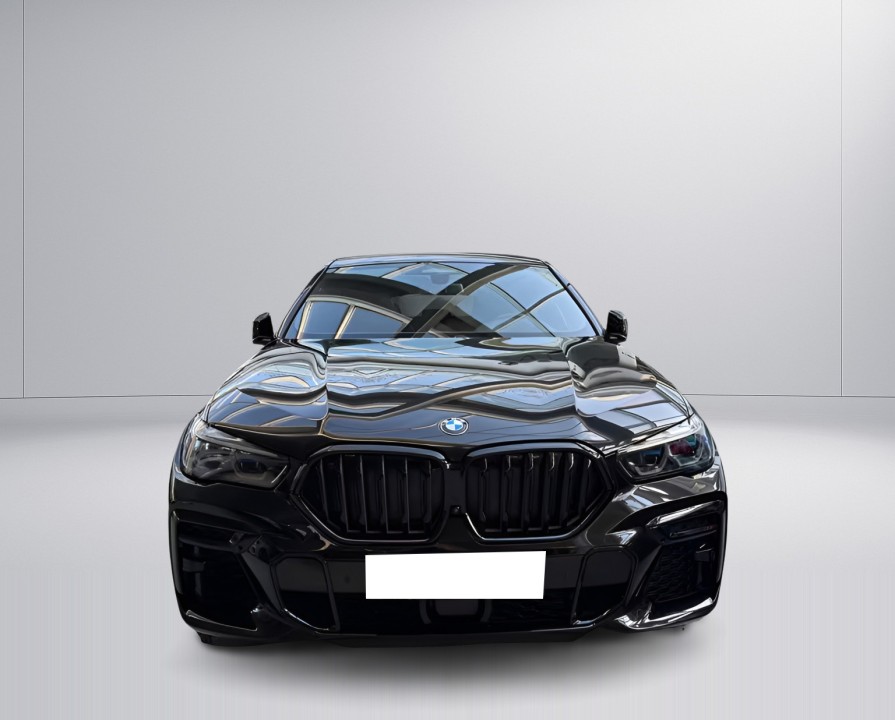 BMW X6 M50i (5)