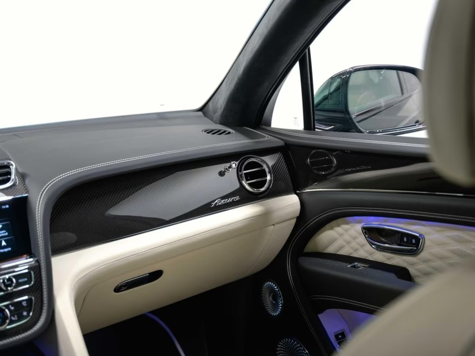 Bentley Bentayga - foto 13