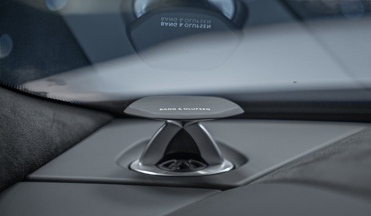 Lamborghini URUS - foto 21