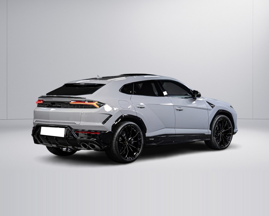 Lamborghini URUS (2)