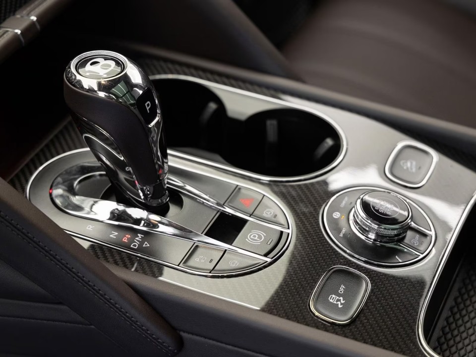 Bentley Bentayga Speed - foto 14